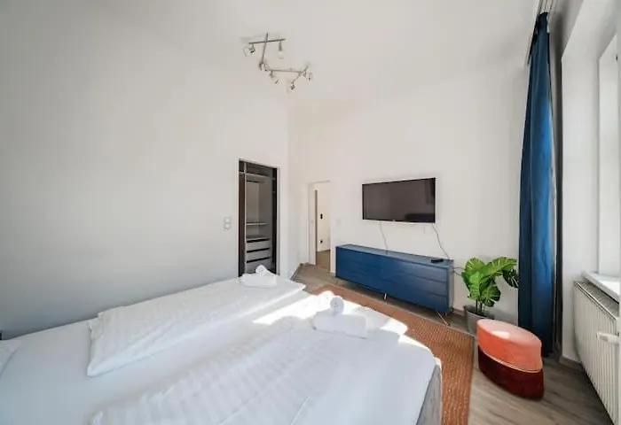 Apartment Blue And Pink Oasis Cozy Designer Retreat Vienna