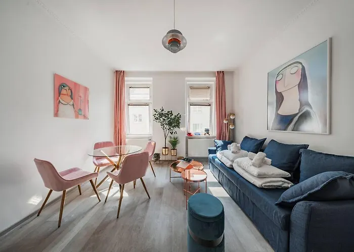 Blue And Pink Oasis Cozy Designer Retreat Vienna